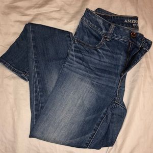 AE medium wash high rise jeggings